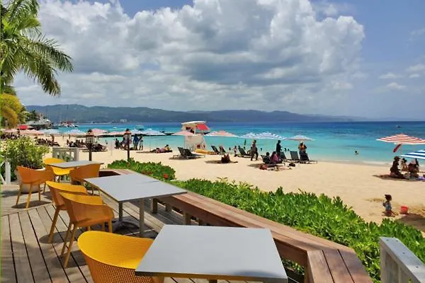 Falcon Bay - Airport Pickup Available - Gated-security * Montego Bay